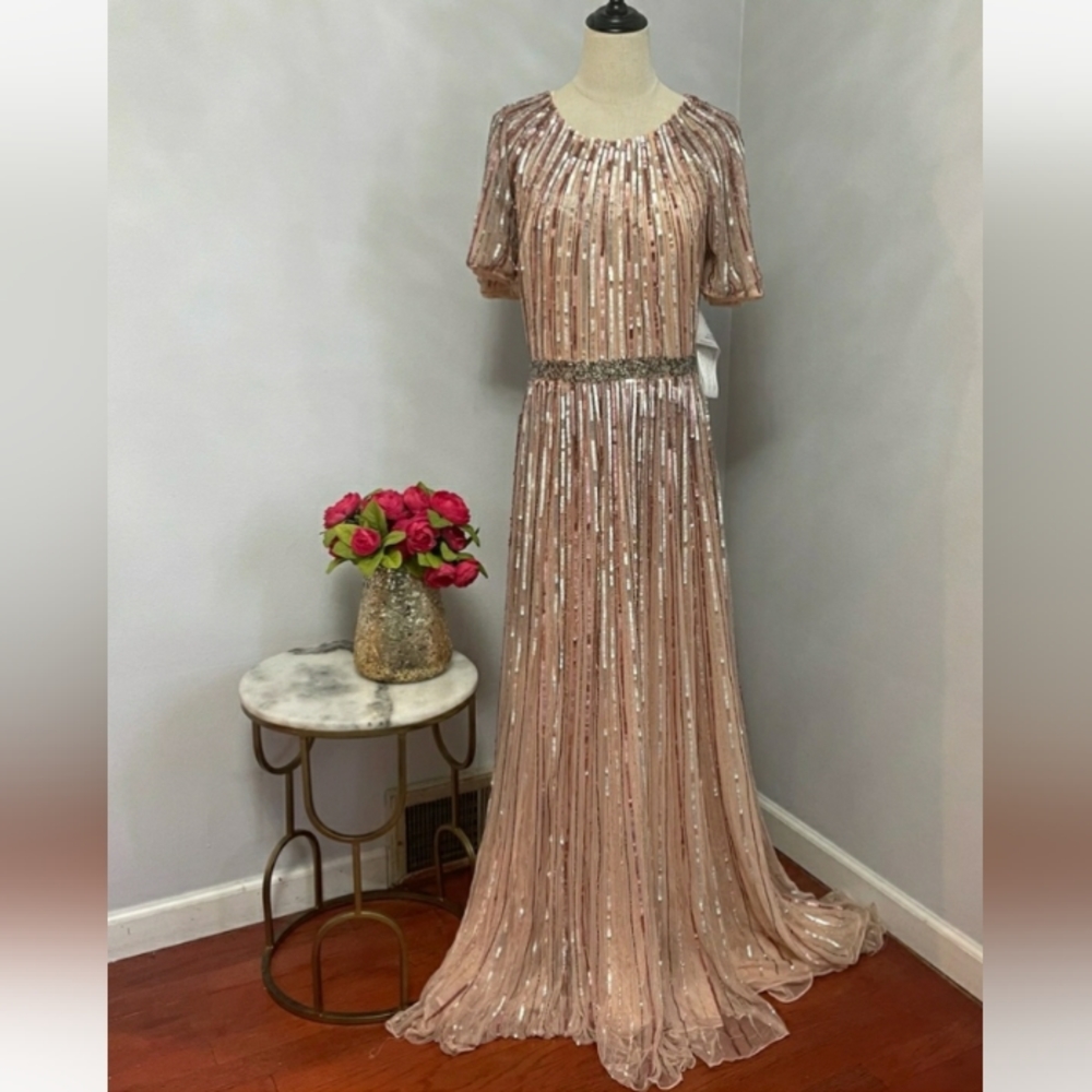 MAC DUGGAL Butterfly Sleeve Sequin Stripe A Line Rose Pink Gown NEW Size 4